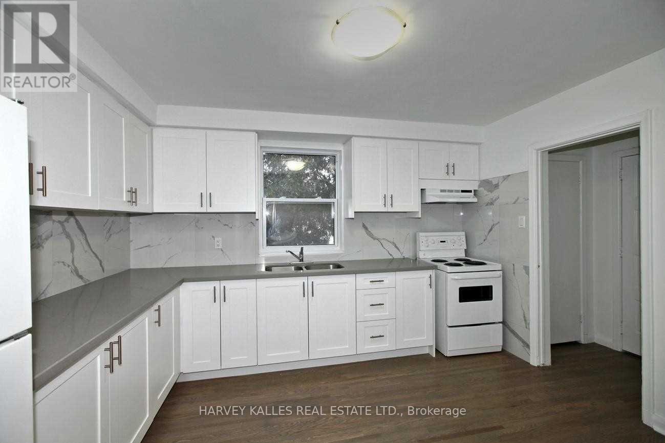Unit B - 149 Kitchener Avenue, Toronto, Ontario  M6E 2B9 - Photo 6 - W13662880