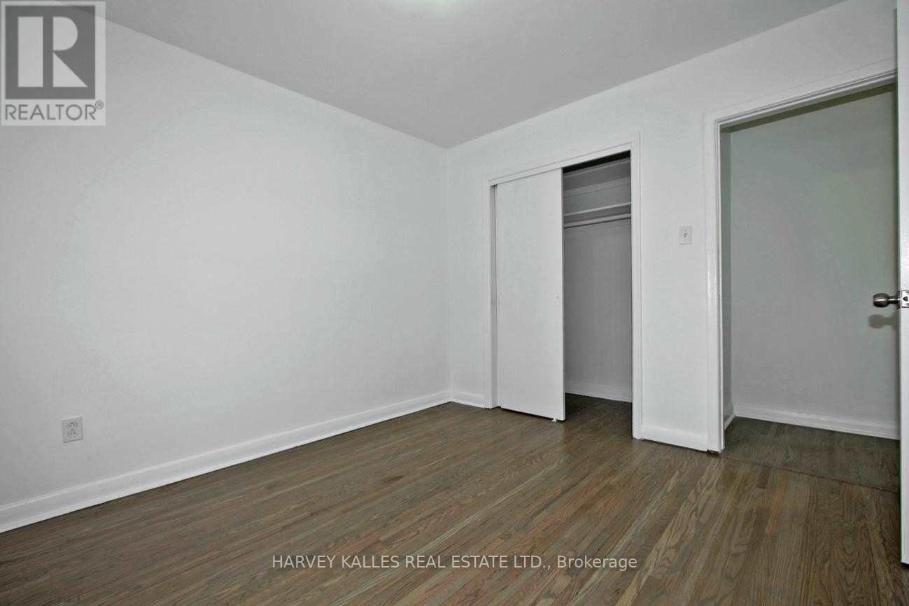 Unit B - 149 Kitchener Avenue, Toronto, Ontario  M6E 2B9 - Photo 9 - W13662880