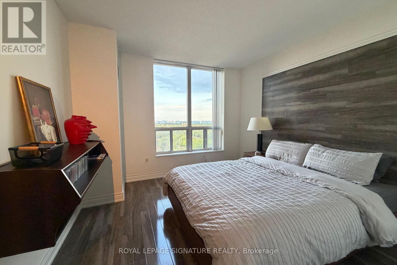 2210 - 33 Sheppard Avenue E, Toronto, Ontario  M2N 7K1 - Photo 6 - C13649458