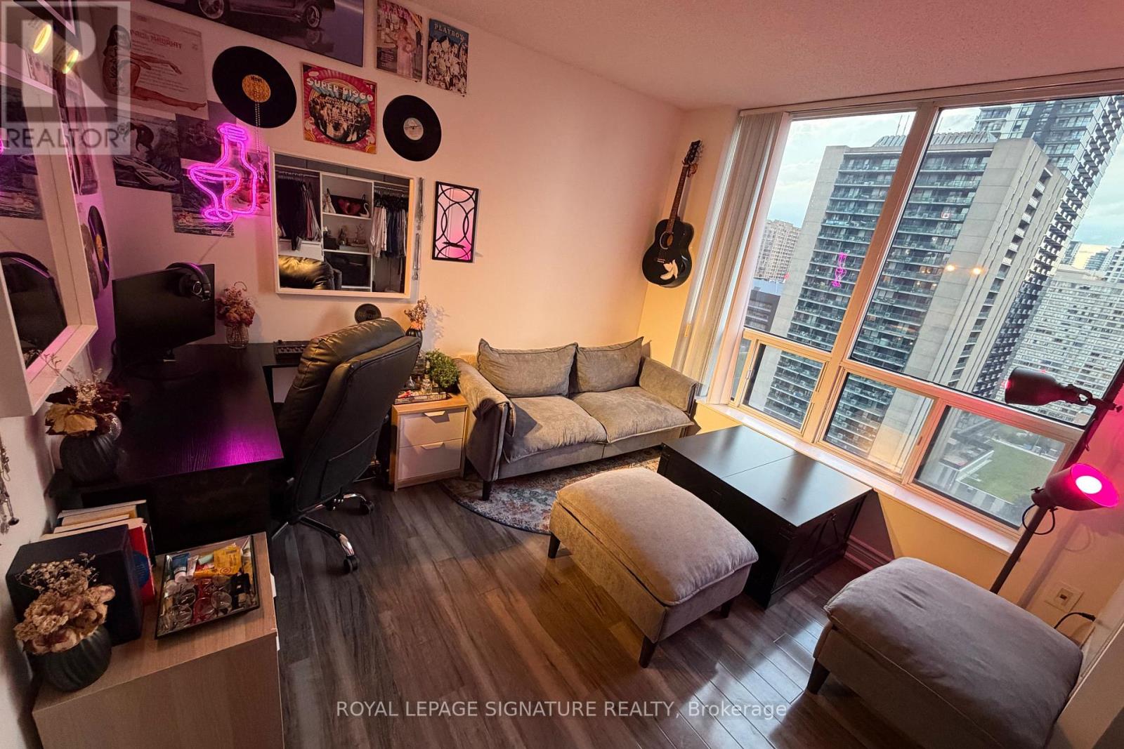 2210 - 33 Sheppard Avenue E, Toronto, Ontario  M2N 7K1 - Photo 17 - C13649458