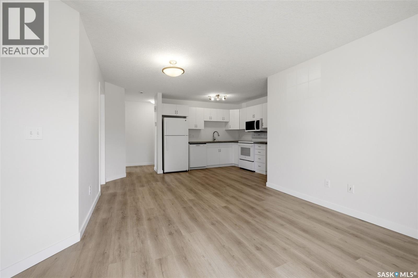115 5055 James Hill Road, Regina, Saskatchewan  S4W 0B9 - Photo 4 - SK045255