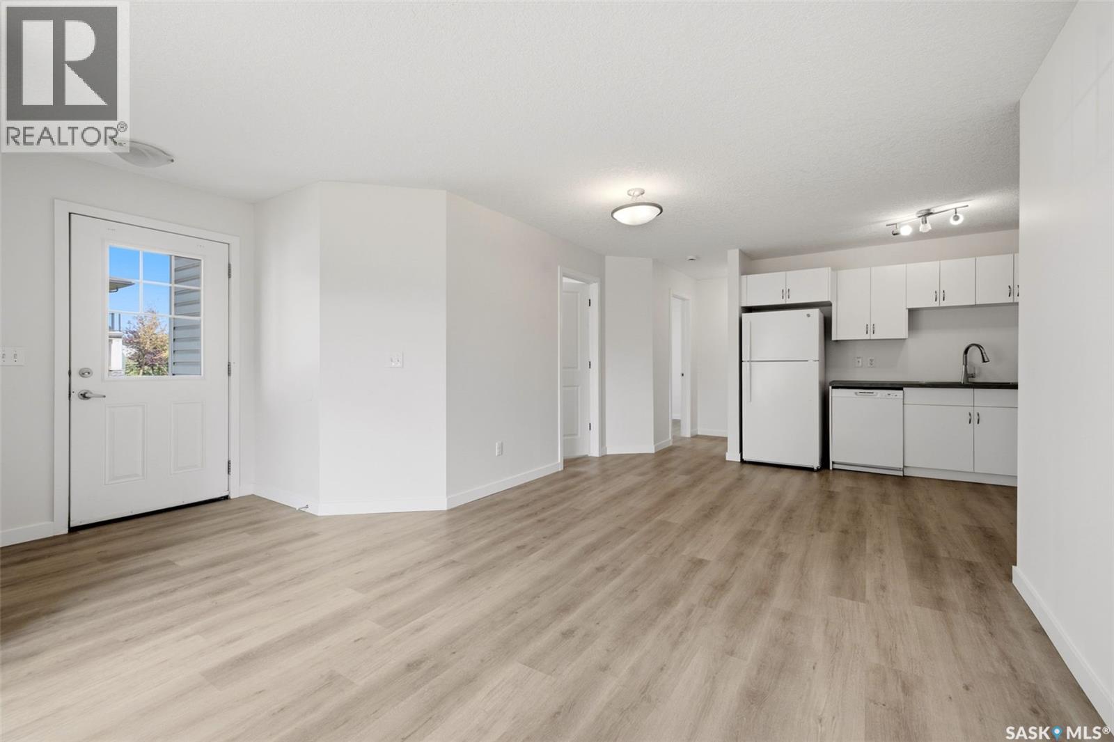 115 5055 James Hill Road, Regina, Saskatchewan  S4W 0B9 - Photo 5 - SK045255