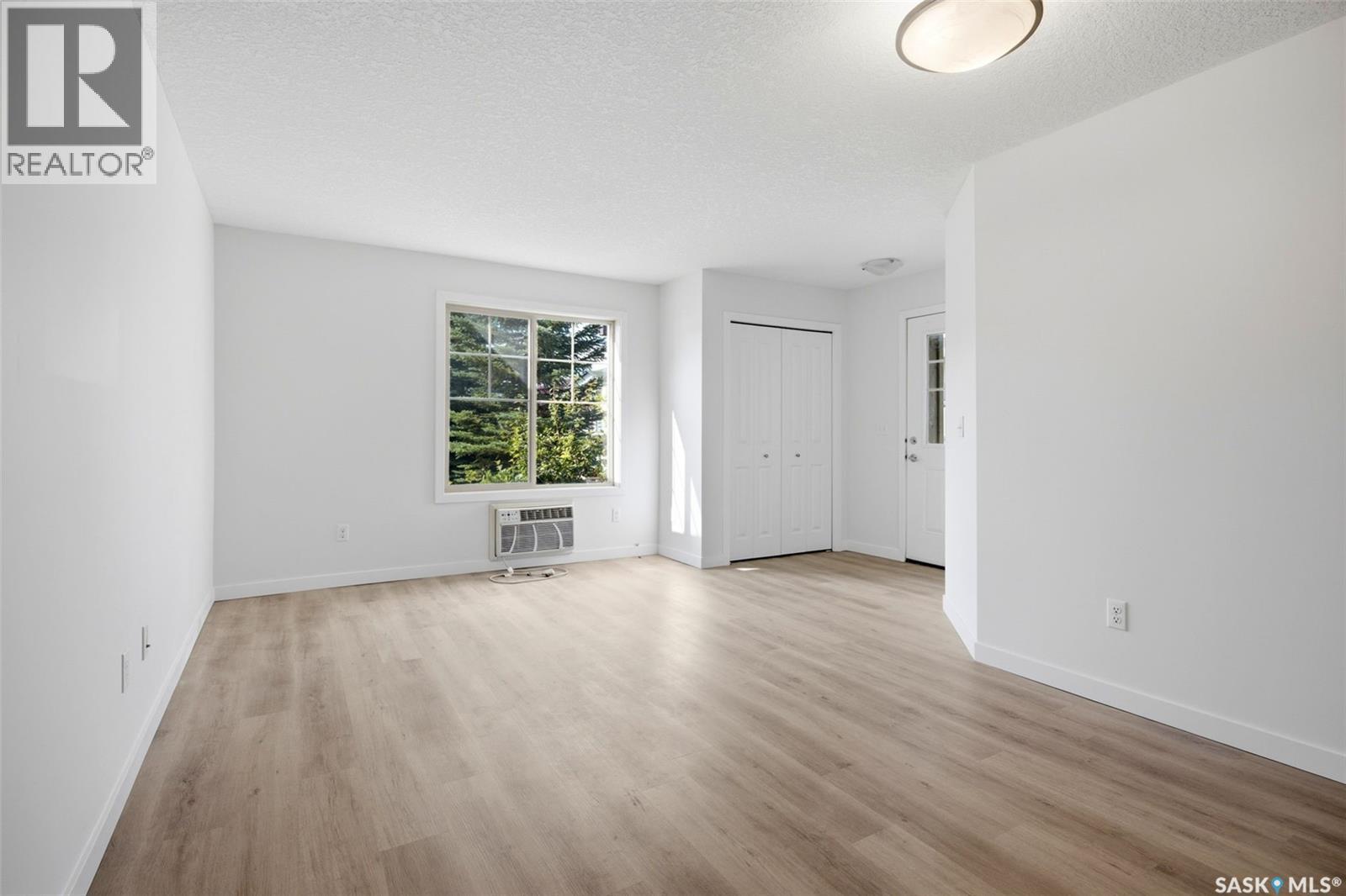 115 5055 James Hill Road, Regina, Saskatchewan  S4W 0B9 - Photo 8 - SK045255