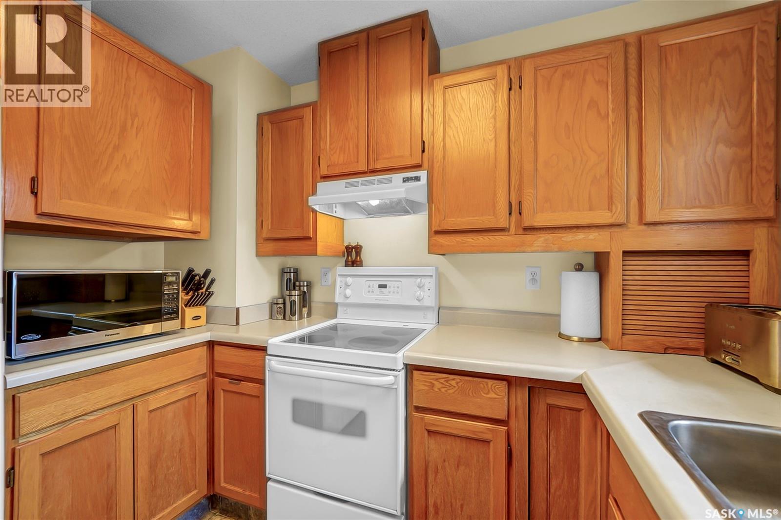 43 120 Acadia Drive, Saskatoon, Saskatchewan  S7H 3V2 - Photo 9 - SK045240