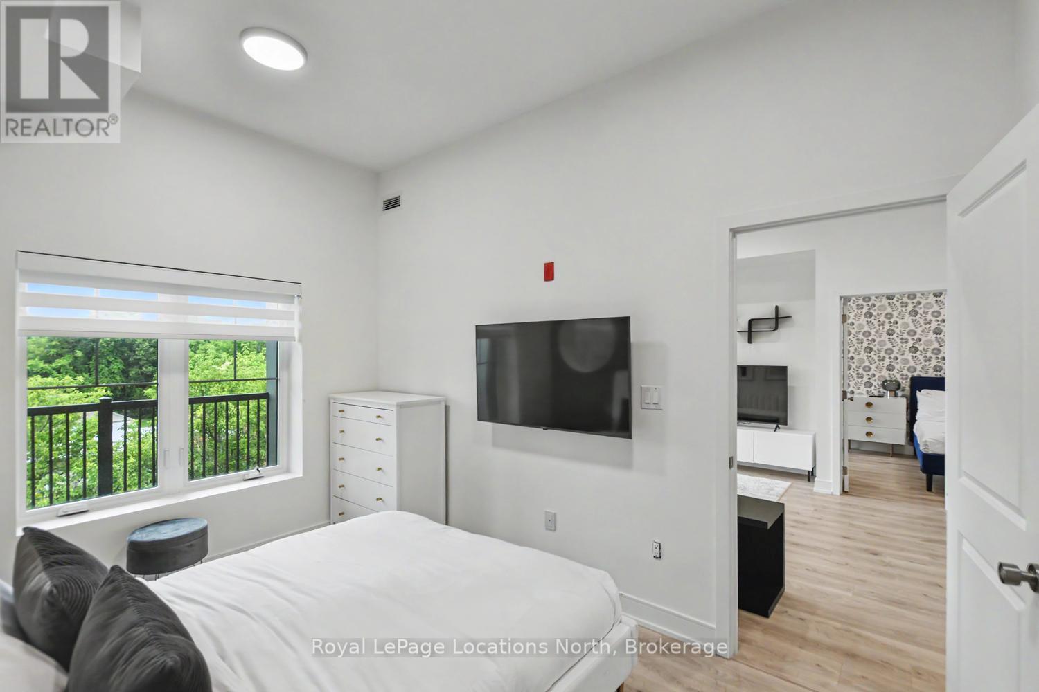 121 Mary Street, Clearview (Creemore), Ontario  L0M 1G0 - Photo 11 - S13662682