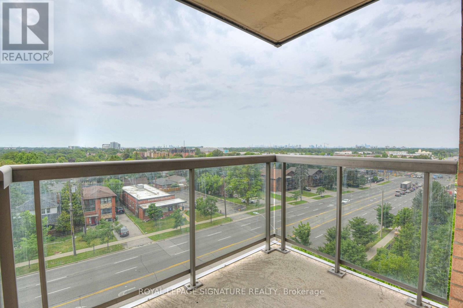 705 - 8 Mondeo Drive, Toronto, Ontario  M1P 5C7 - Photo 32 - E13662588