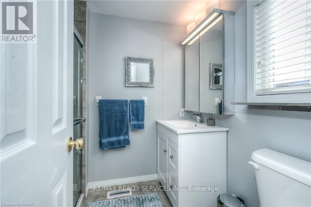 317 Briarmeadow Drive, Kitchener, Ontario  N2A 4L1 - Photo 16 - X13662680