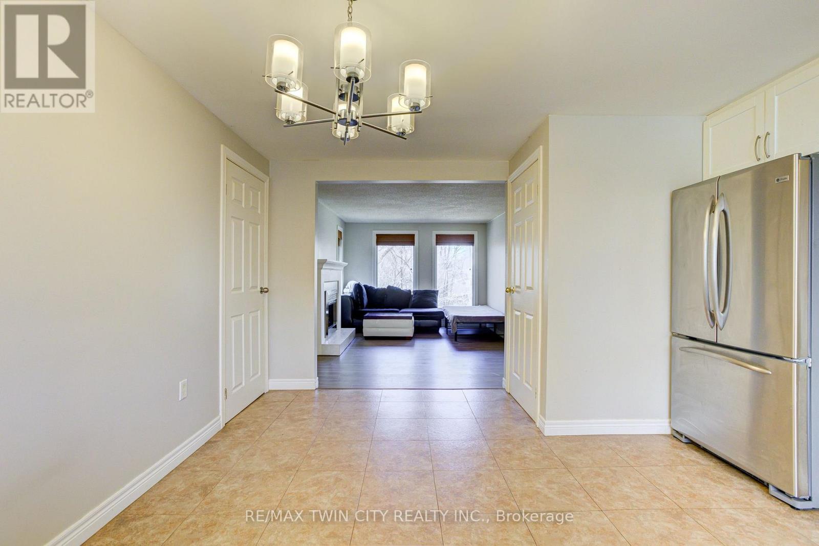 22 Blackhorne Crescent, Kitchener, Ontario  N2E 1T1 - Photo 12 - X13662698