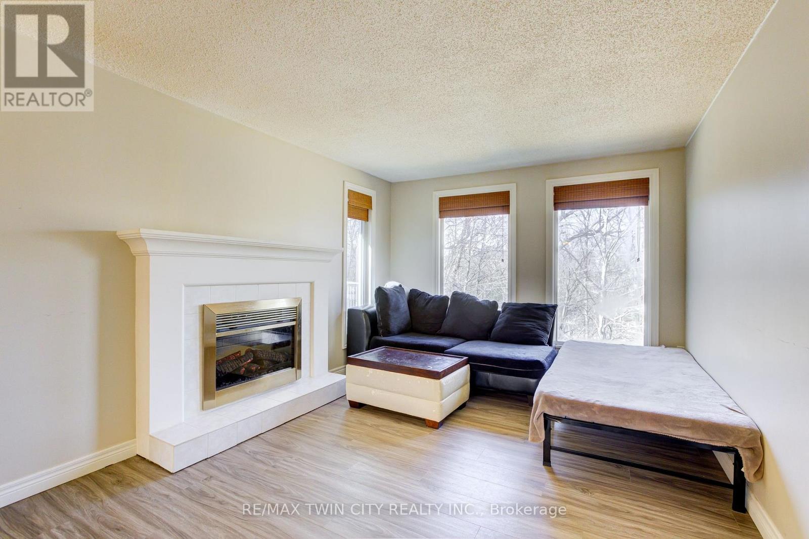 22 Blackhorne Crescent, Kitchener, Ontario  N2E 1T1 - Photo 13 - X13662698