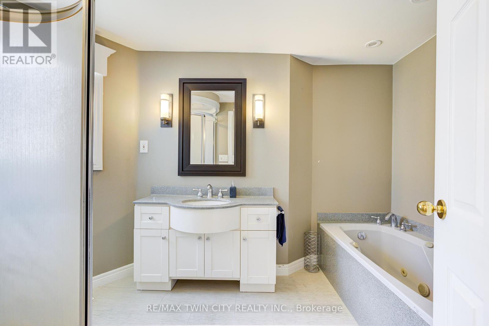 22 Blackhorne Crescent, Kitchener, Ontario  N2E 1T1 - Photo 18 - X13662698
