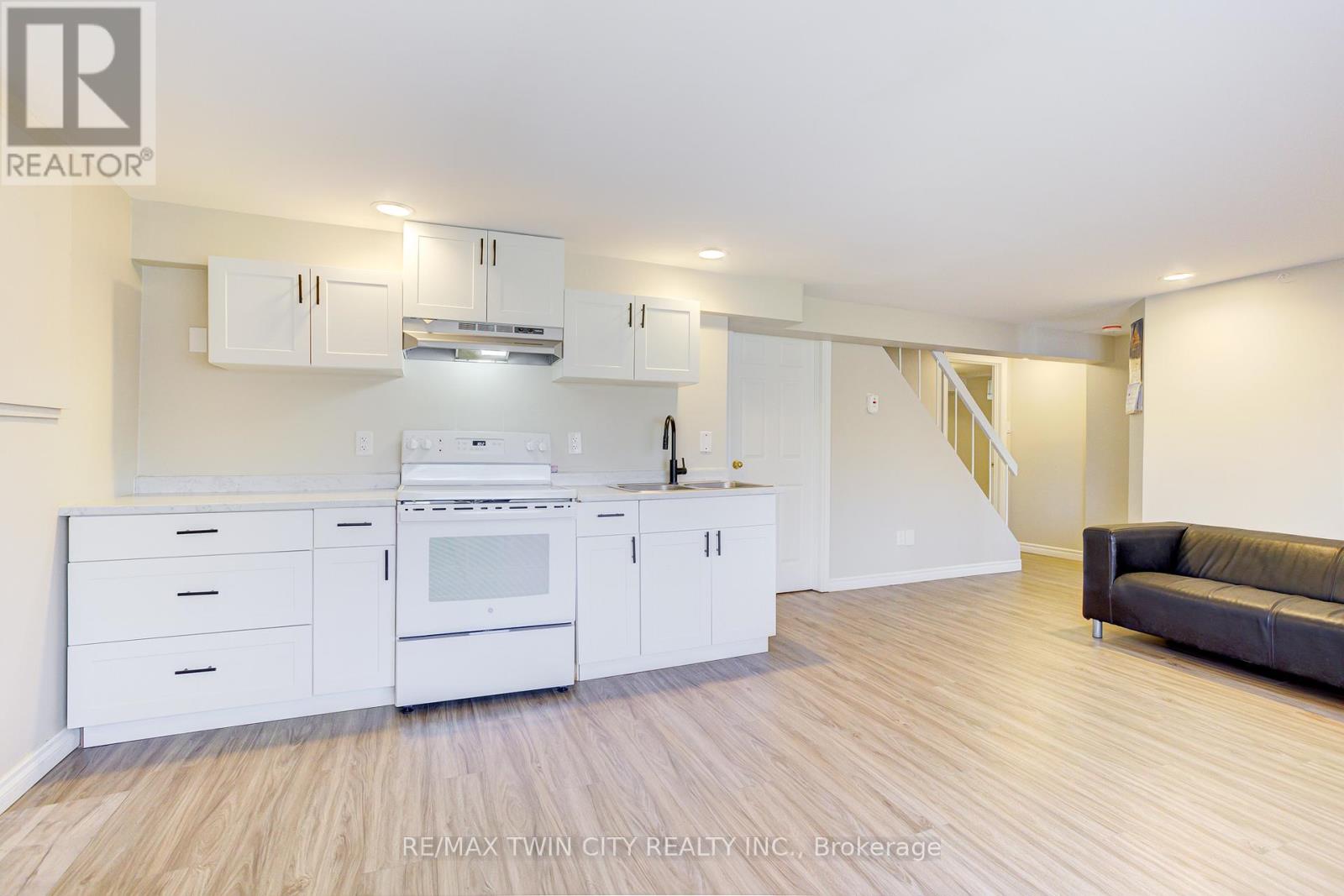22 Blackhorne Crescent, Kitchener, Ontario  N2E 1T1 - Photo 30 - X13662698