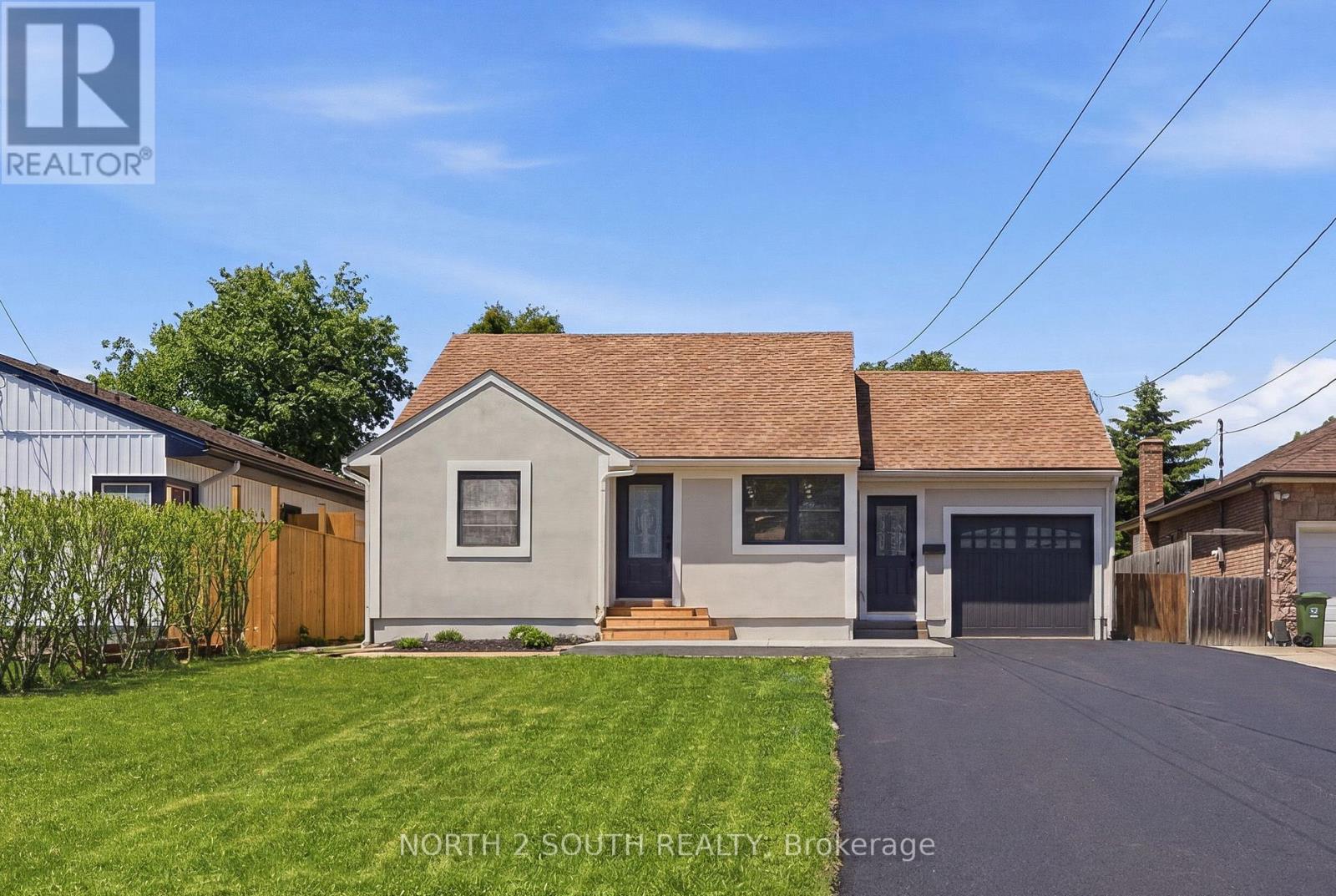 63 Chester Road, Hamilton, Ontario  L8E 1Y1 - Photo 1 - X13662808