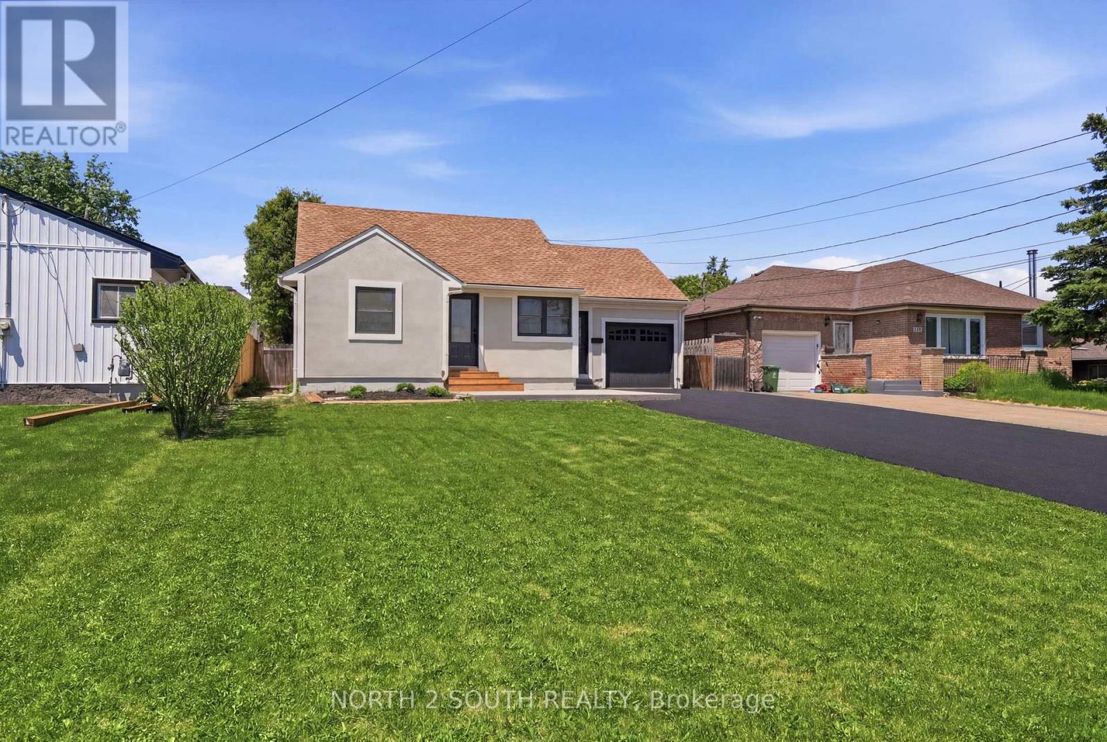 63 Chester Road, Hamilton, Ontario  L8E 1Y1 - Photo 3 - X13662808