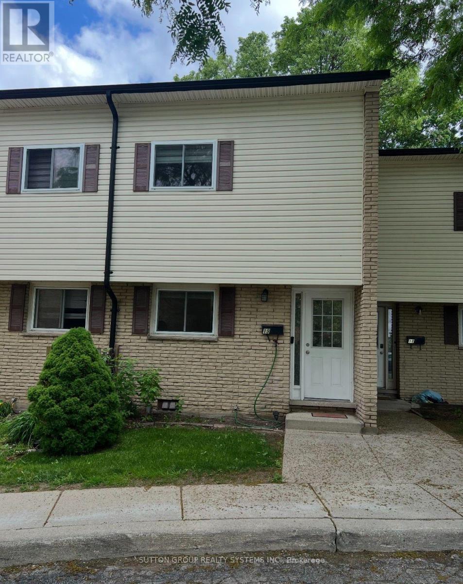 19 - 211 Veronica Drive, Kitchener, Ontario N2A 2R8 - Photo 11 - X13662822