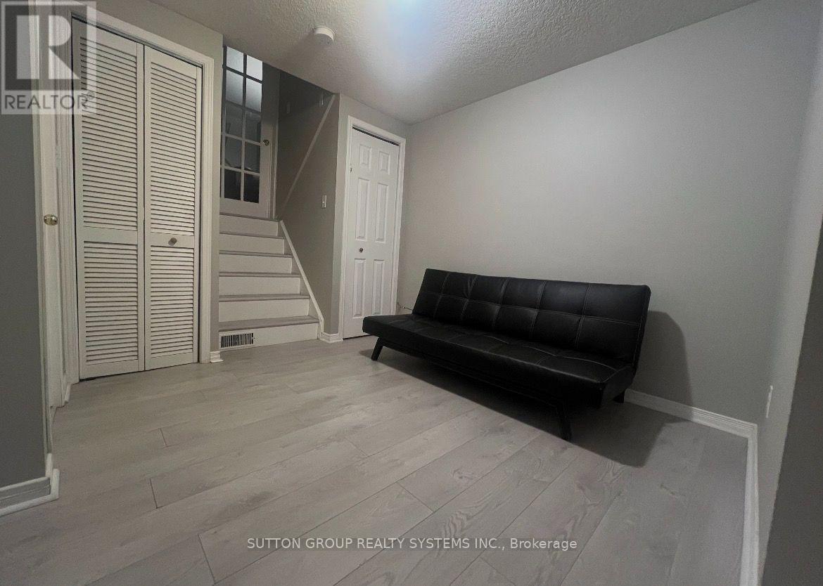 19 - 211 Veronica Drive, Kitchener, Ontario N2A 2R8 - Photo 17 - X13662822
