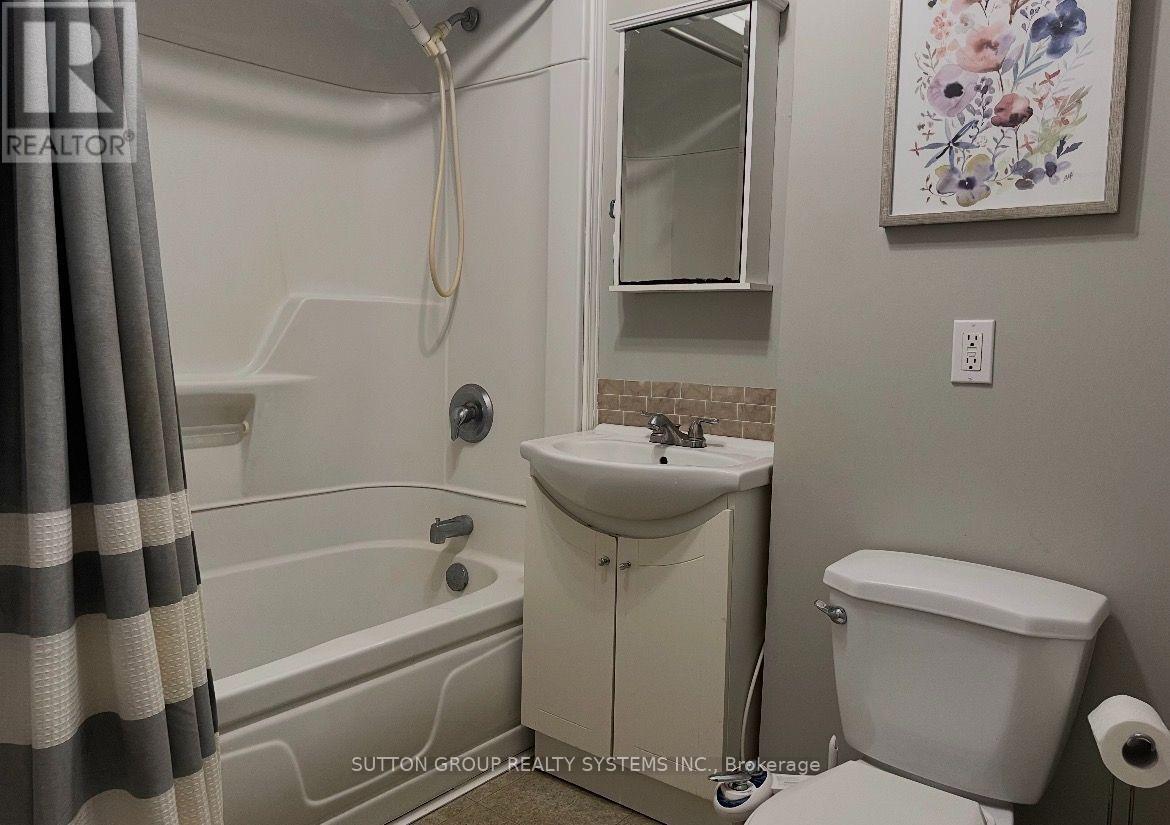 19 - 211 Veronica Drive, Kitchener, Ontario N2A 2R8 - Photo 26 - X13662822