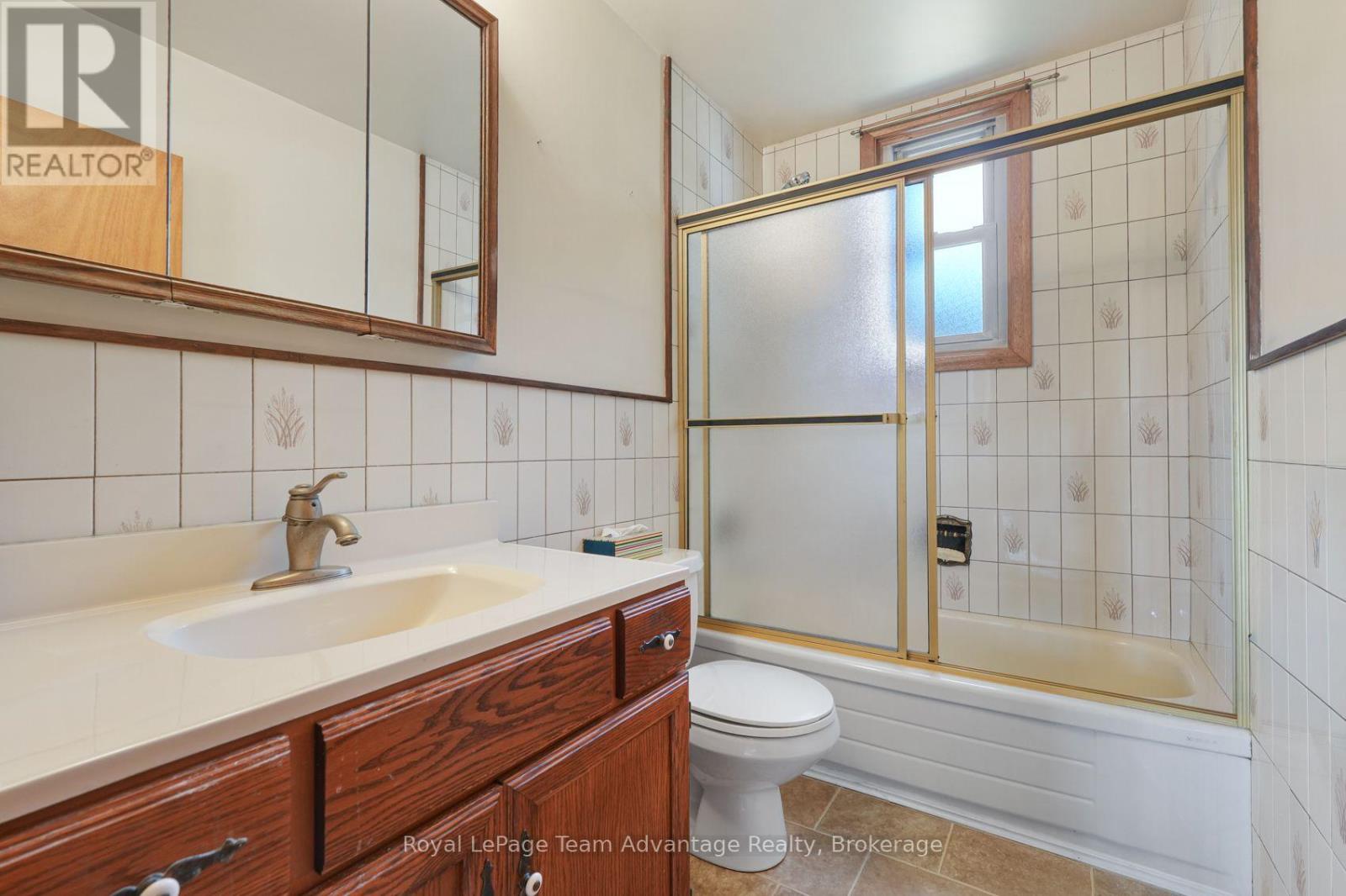 13 Burritt Street, Parry Sound, Ontario  P2A 1N5 - Photo 15 - X13662674