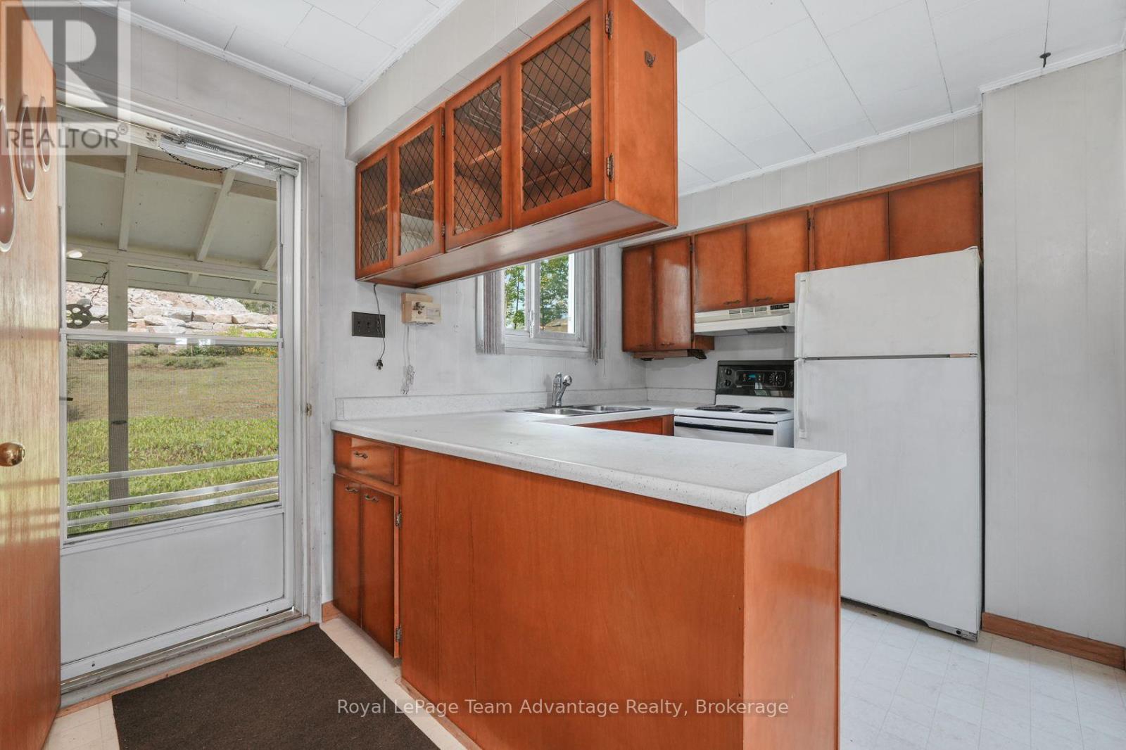13 Burritt Street, Parry Sound, Ontario  P2A 1N5 - Photo 5 - X13662674