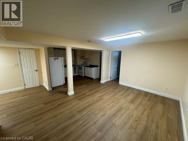 182 Lynnbrook Crescent Unit# Lower, Waterloo, Ontario  N2L 4X3 - Photo 2 - 40854038