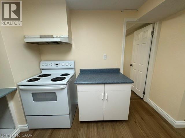 182 Lynnbrook Crescent Unit# Lower, Waterloo, Ontario  N2L 4X3 - Photo 3 - 40854038