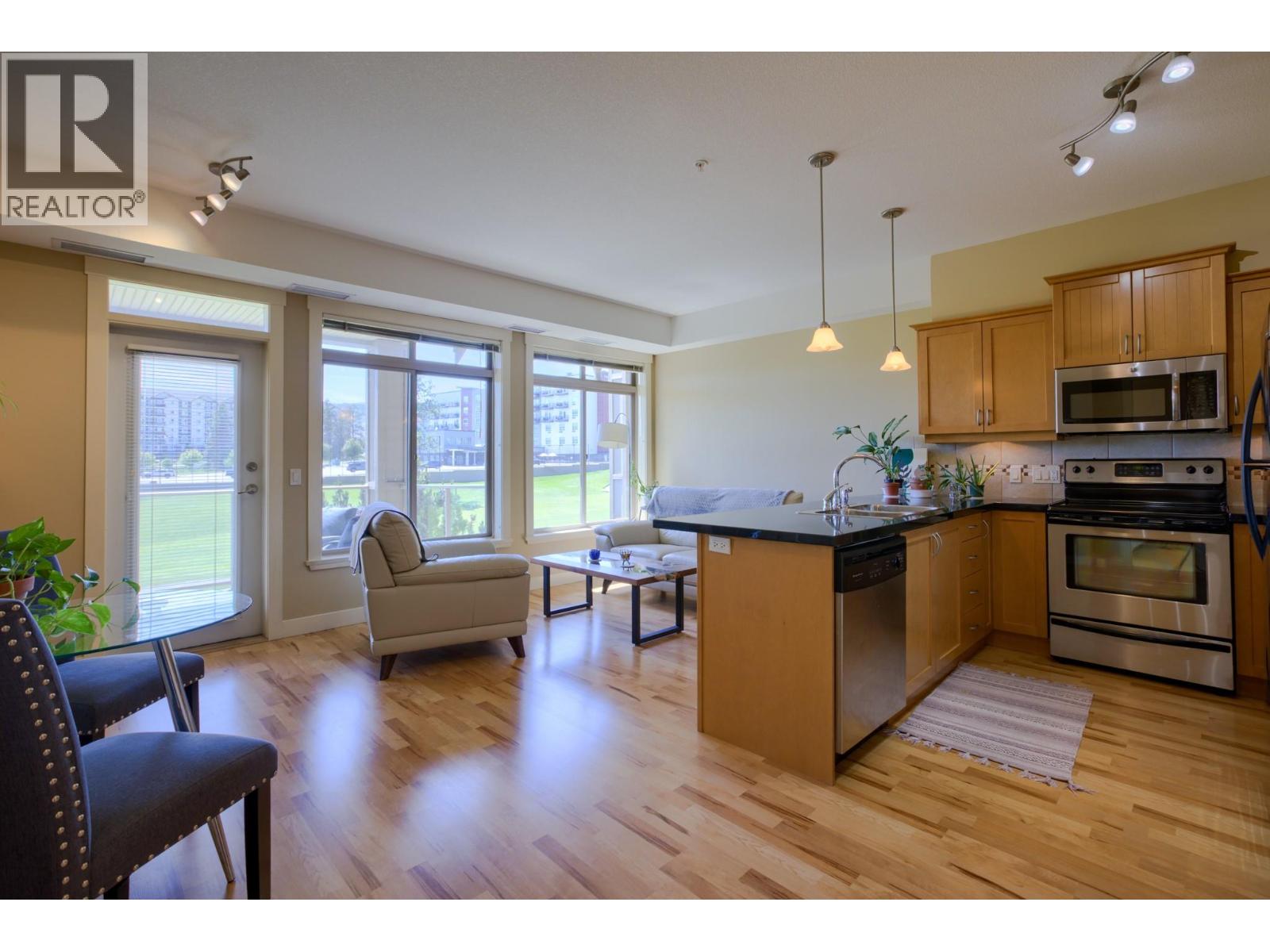 3533 Carrington Road Unit# 206, West Kelowna, British Columbia  V4T 2Z9 - Photo 2 - 10389992