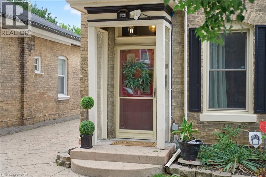 188 Chatham Street, Brantford, Ontario  N3S 4G7 - Photo 4 - 40854544