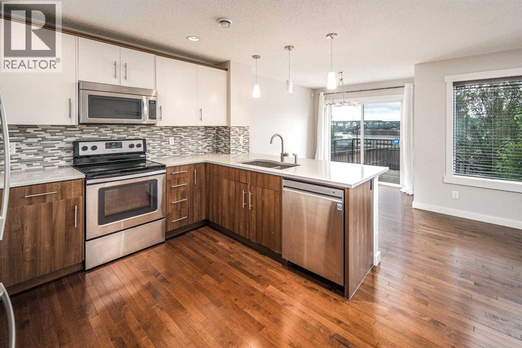 38 Nolanfield Road Nw, Calgary, Alberta  T3R 0M5 - Photo 3 - A2335699