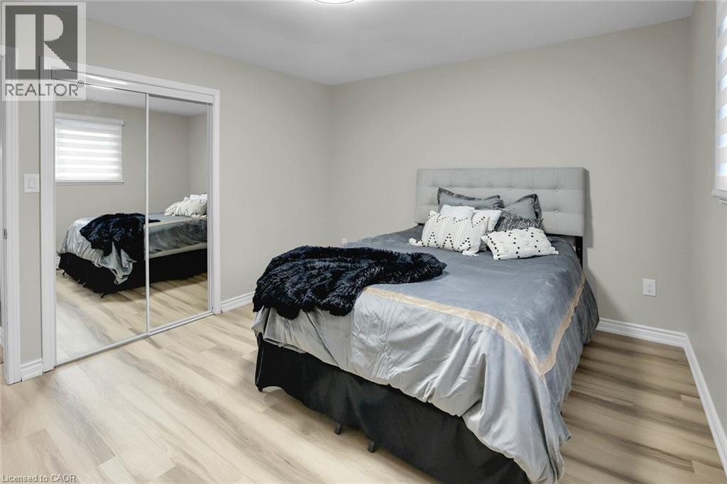 7812 Badger Road, Niagara Falls, Ontario  L2H 2J5 - Photo 13 - 40831317