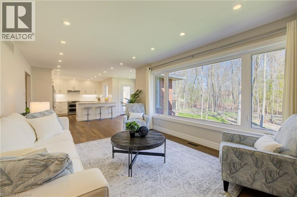 439 Northlake Drive, Waterloo, Ontario  N2V 1Y6 - Photo 9 - 40844487