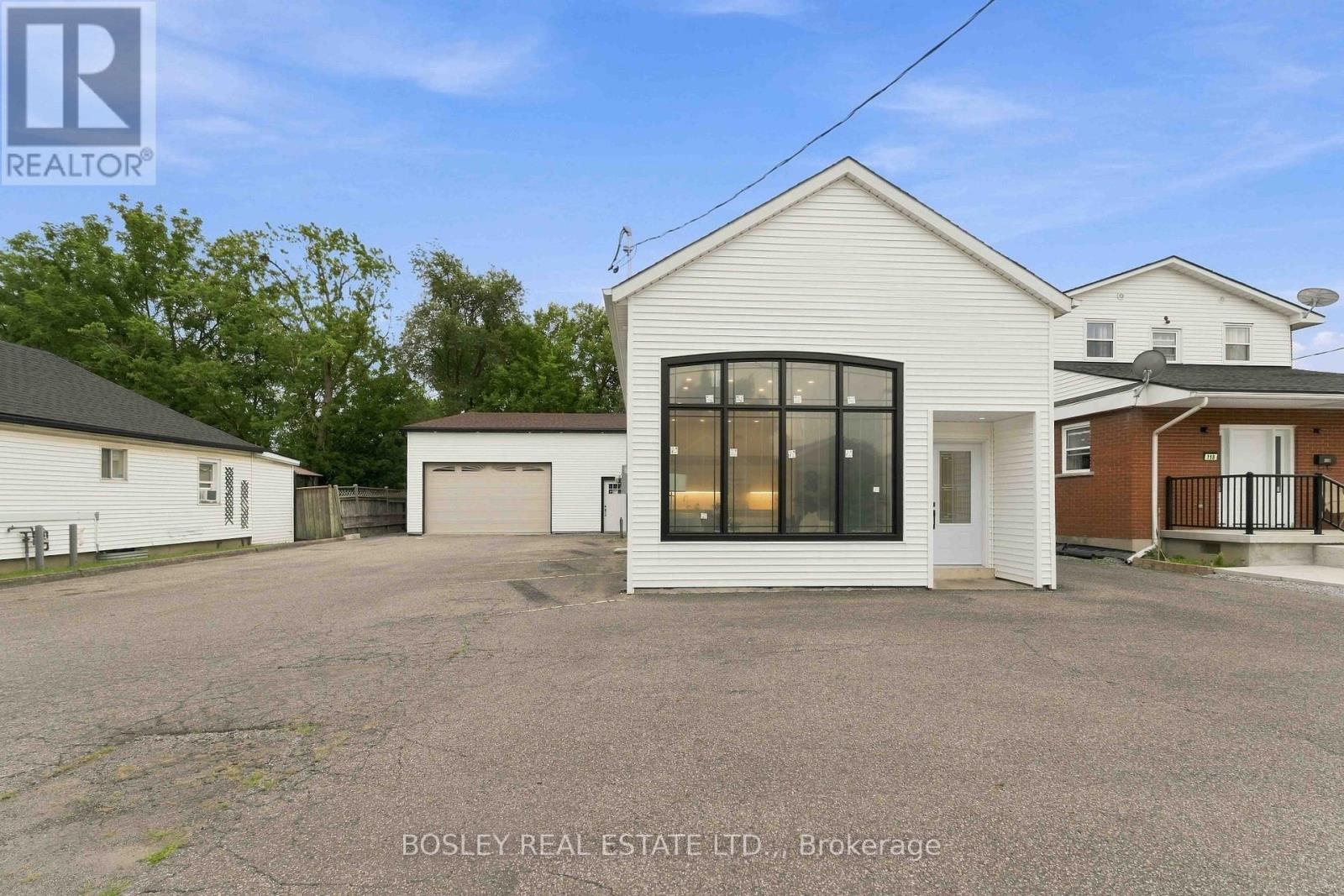 114 Chetwood Street, St. Catharines, Ontario  L2S 2A8 - Photo 2 - X13662932