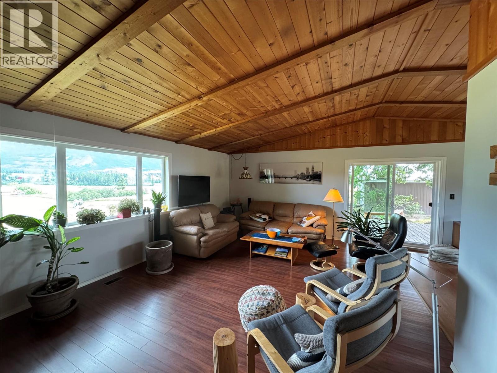 4355 Walbridge Road, Spallumcheen, British Columbia  V4Y 0N4 - Photo 27 - 10397243