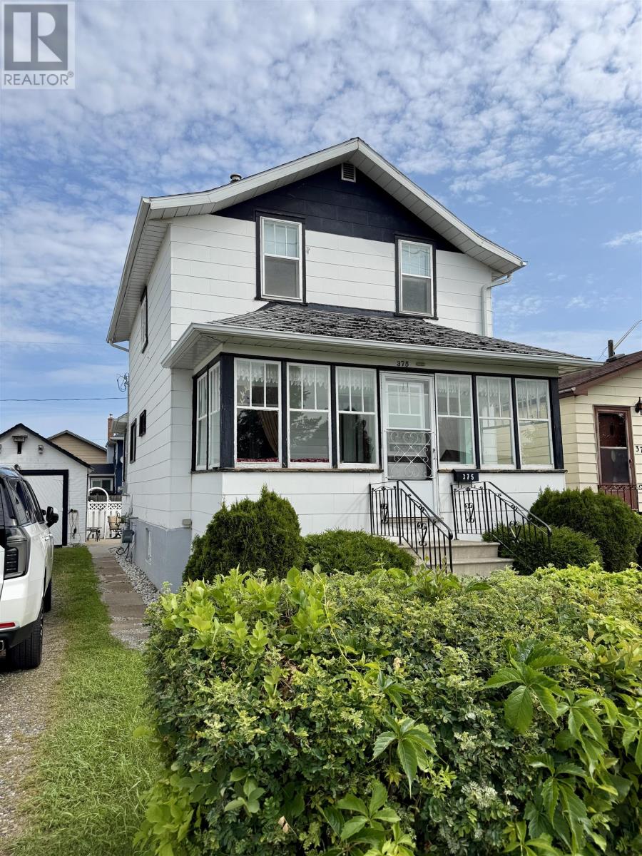 375 Empire Ave, Thunder Bay, Ontario  P7E 4S2 - Photo 1 - TB2602327