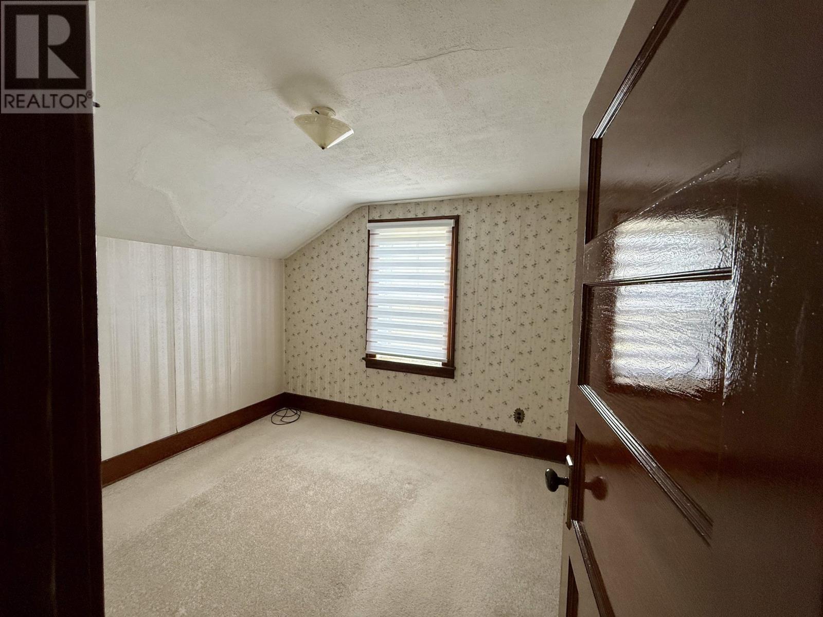 375 Empire Ave, Thunder Bay, Ontario  P7E 4S2 - Photo 10 - TB2602327