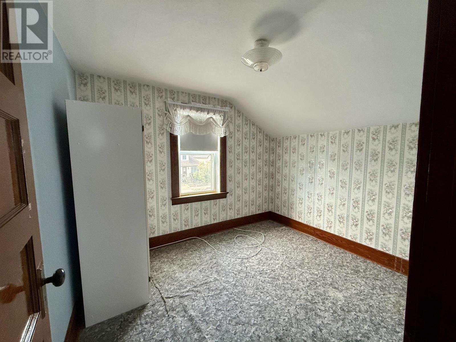 375 Empire Ave, Thunder Bay, Ontario  P7E 4S2 - Photo 8 - TB2602327