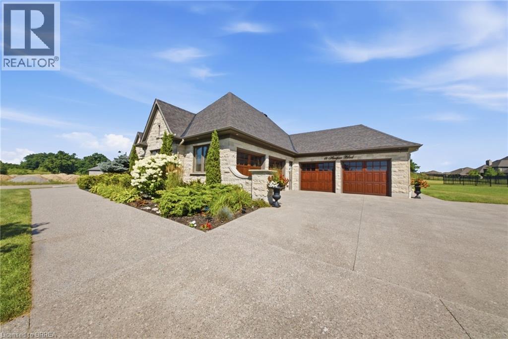 18 Harper Boulevard, Brantford, Ontario  N3T 0E1 - Photo 4 - 40854891