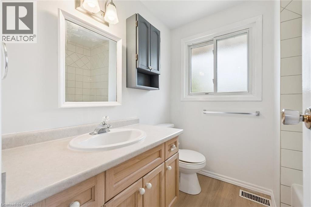 196 The Greenway, Cambridge, Ontario  N1R 6L9 - Photo 26 - 40853913