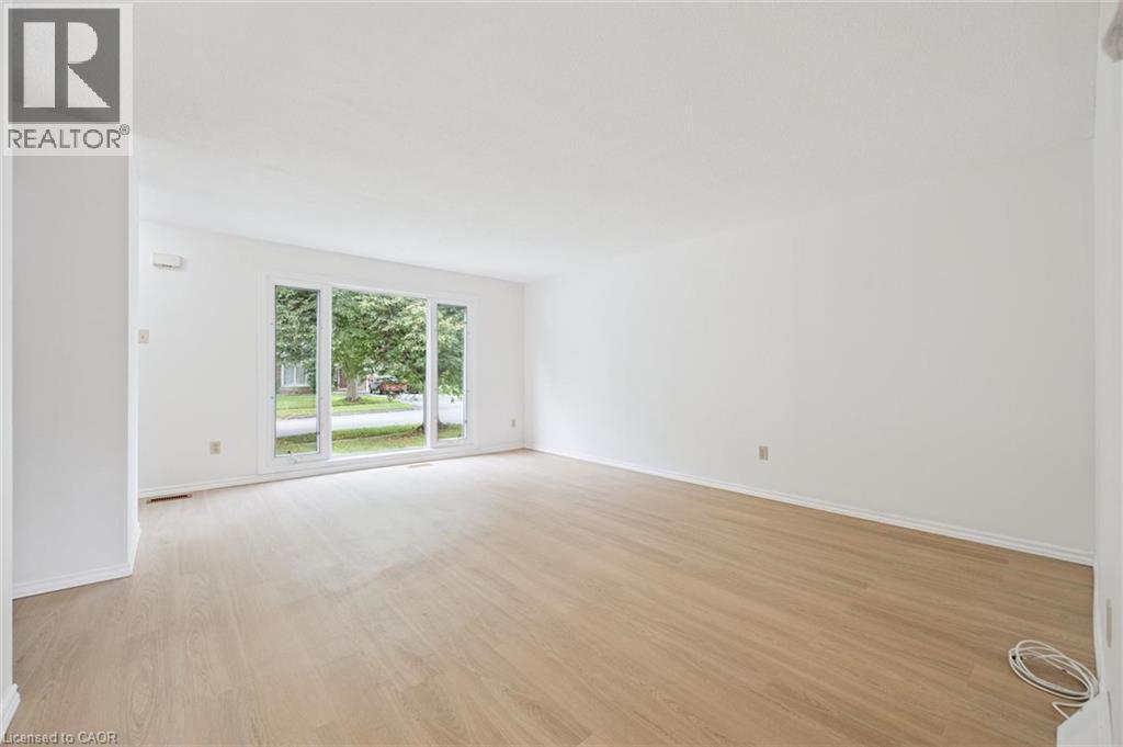 196 The Greenway, Cambridge, Ontario  N1R 6L9 - Photo 7 - 40853913