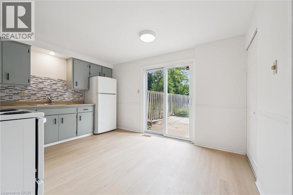 196 The Greenway, Cambridge, Ontario  N1R 6L9 - Photo 11 - 40853913