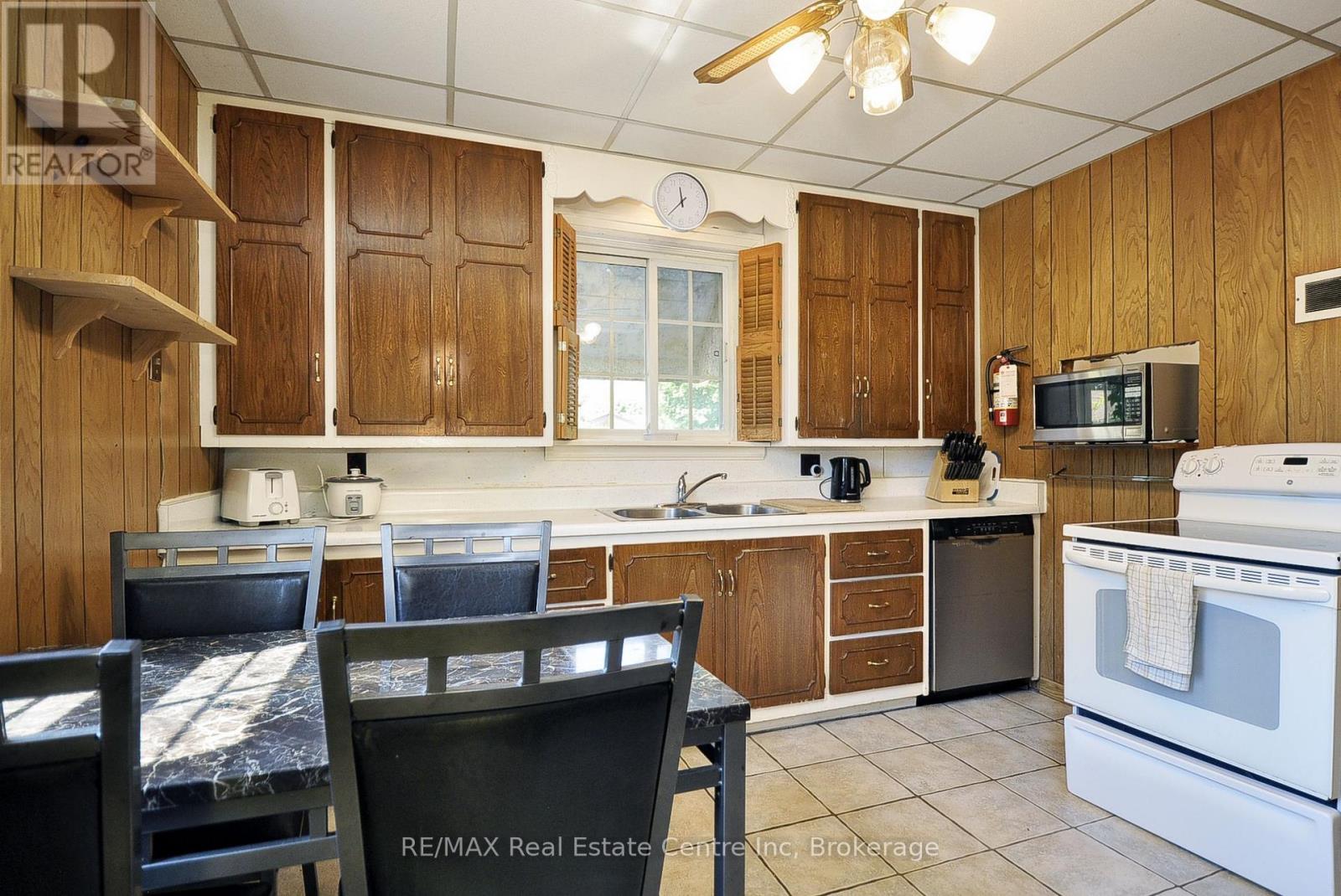 285 Albert Street W, Waterloo, Ontario  N2L 3T9 - Photo 10 - X13610856