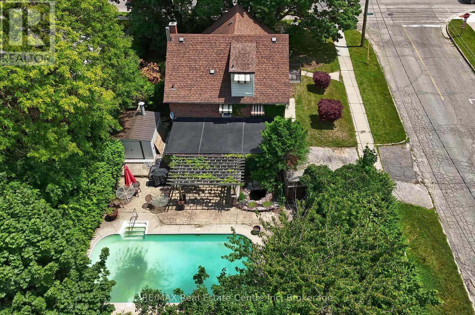 285 Albert Street W, Waterloo, Ontario  N2L 3T9 - Photo 20 - X13610856