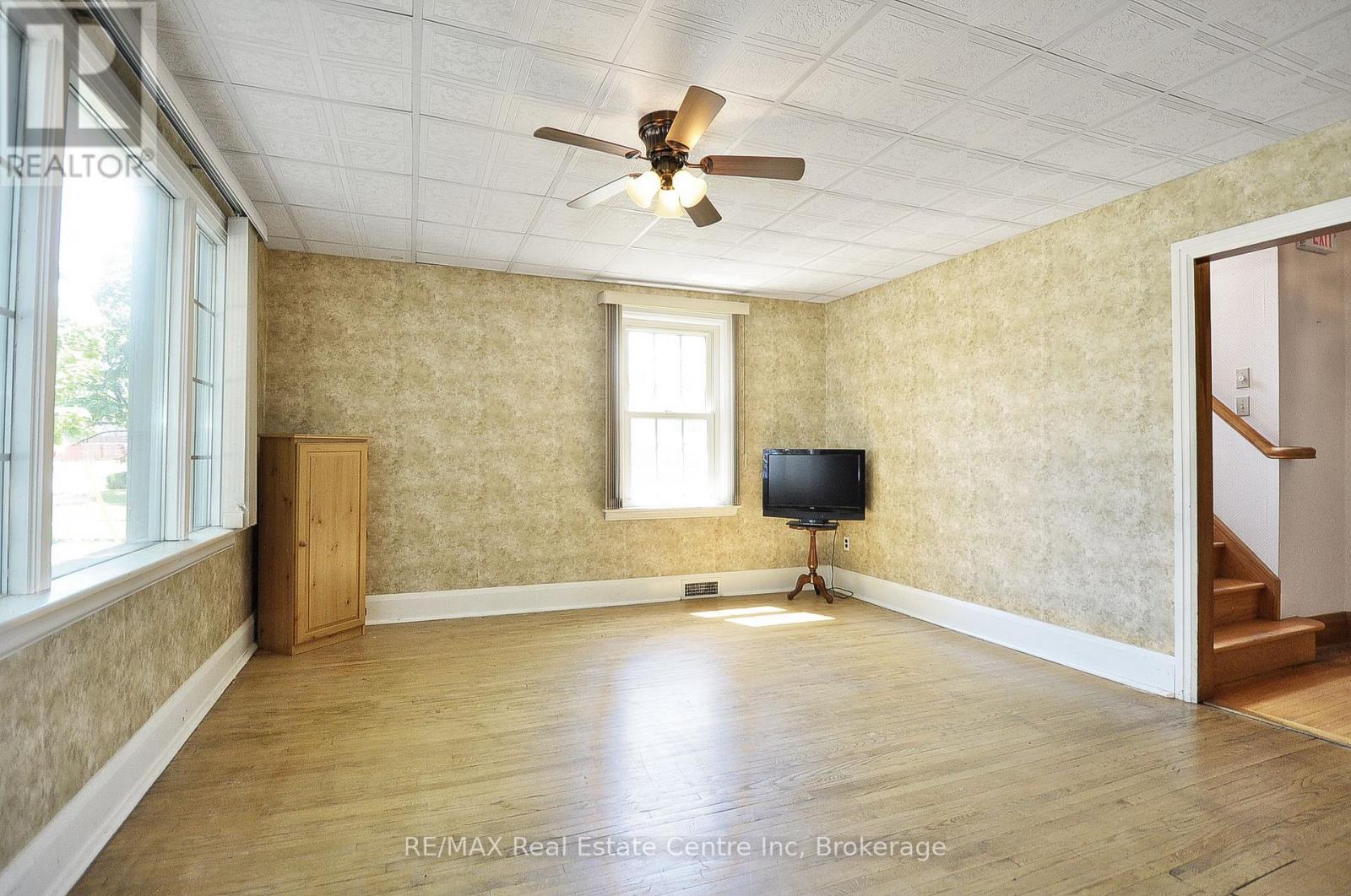 285 Albert Street W, Waterloo, Ontario  N2L 3T9 - Photo 7 - X13610856