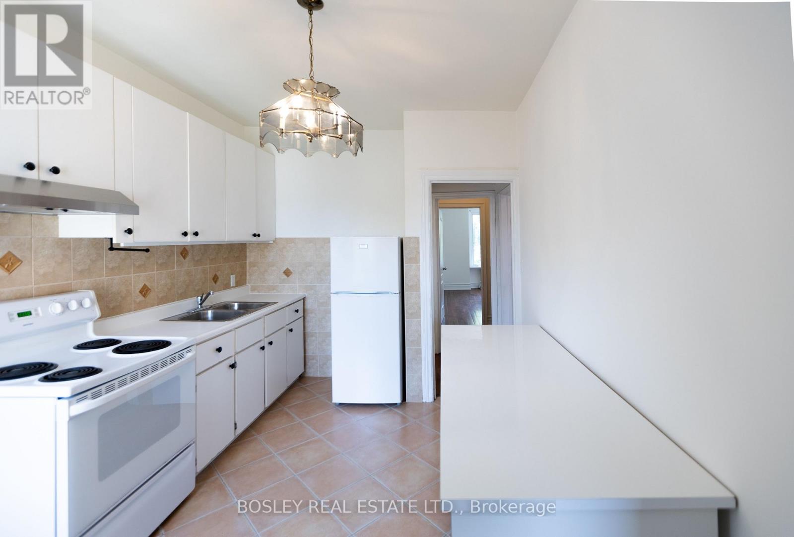 2nd & 3rd - 411 Shaw Street, Toronto, Ontario  M6J 2X4 - Photo 2 - C13659308