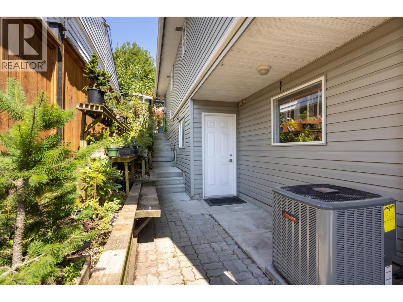 1056 Walls Avenue, Coquitlam, British Columbia  V3K 2T7 - Photo 24 - R3154659