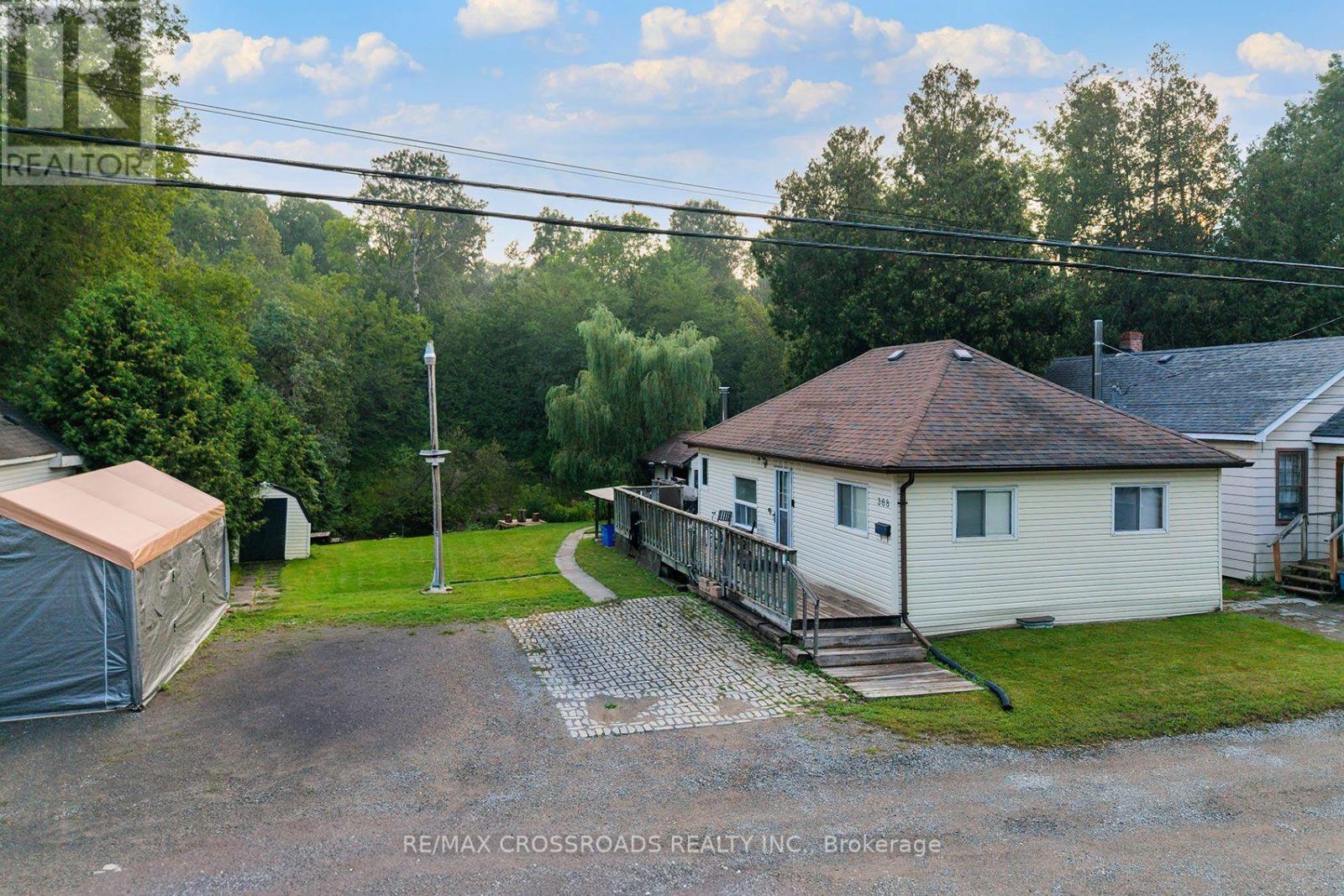 368 CEDAR VALLEY BOULEVARD, Oshawa, Ontario