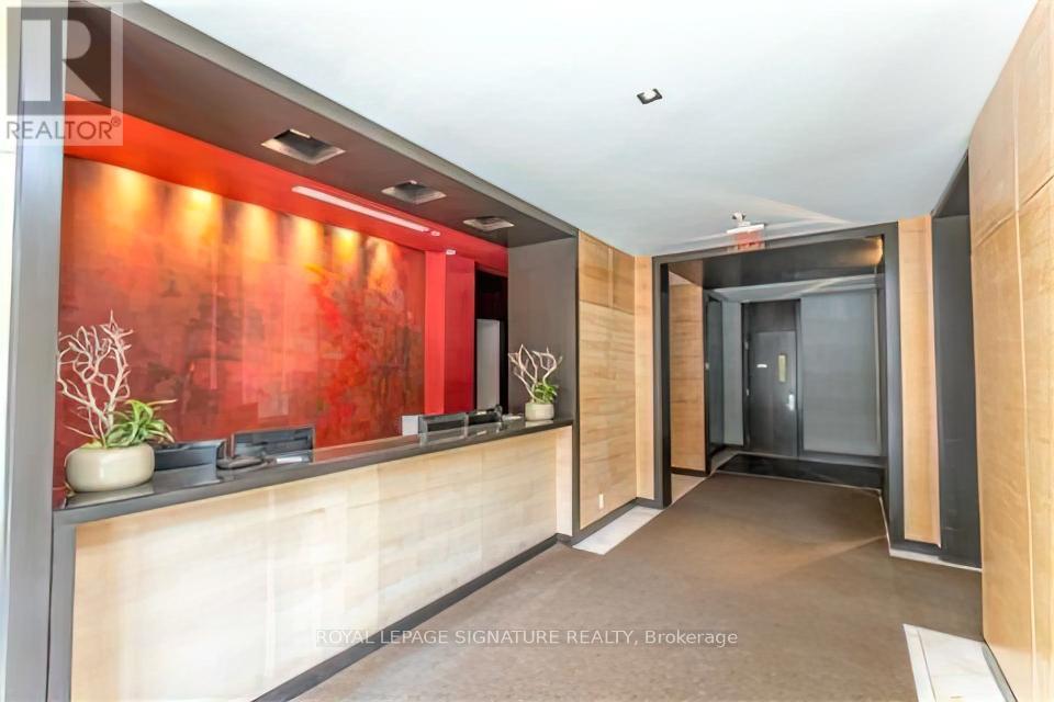 2205 - 18 Yorkville Avenue, Toronto, Ontario M4W 3Y8 - Photo 10 - C13648680