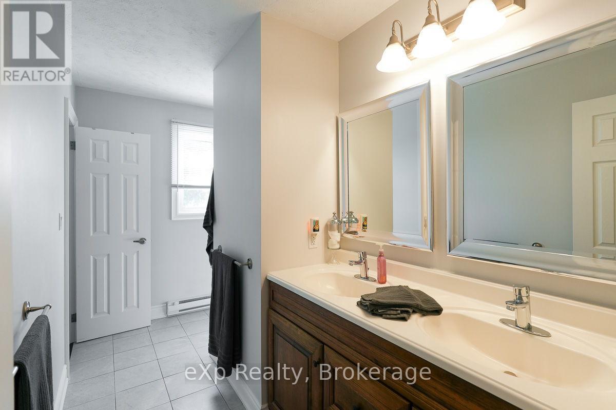 3595 Bruce Road 3, Arran-Elderslie, Ontario  N0G 2N0 - Photo 11 - X13662972