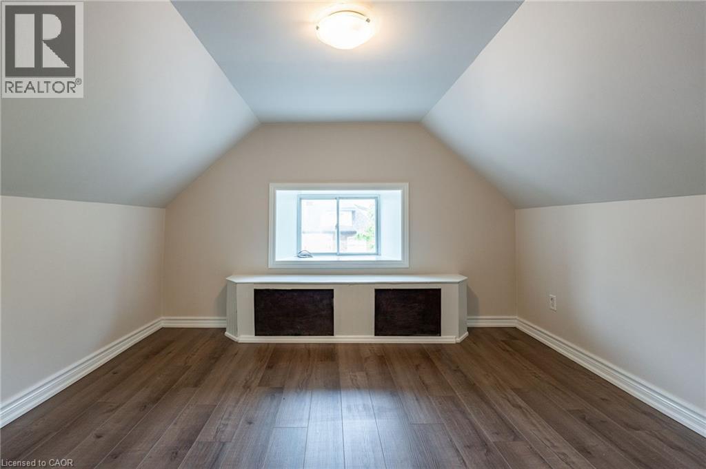 89 Carrick Avenue Unit# 3, Hamilton, Ontario  L8M 2W5 - Photo 11 - 40831509
