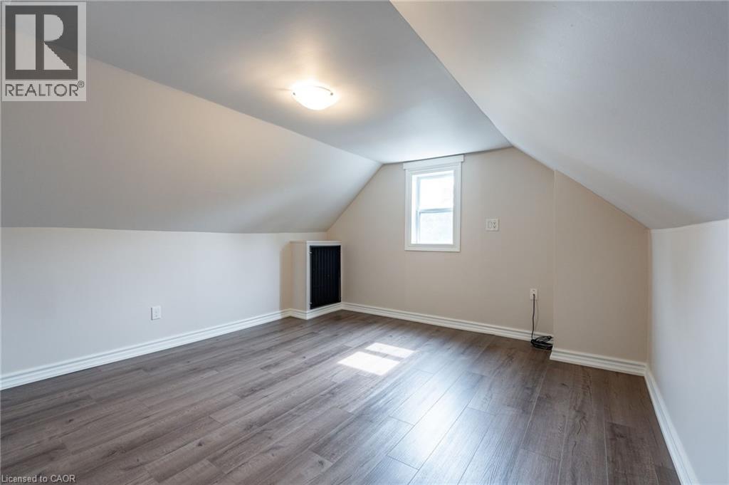 89 Carrick Avenue Unit# 3, Hamilton, Ontario  L8M 2W5 - Photo 15 - 40831509