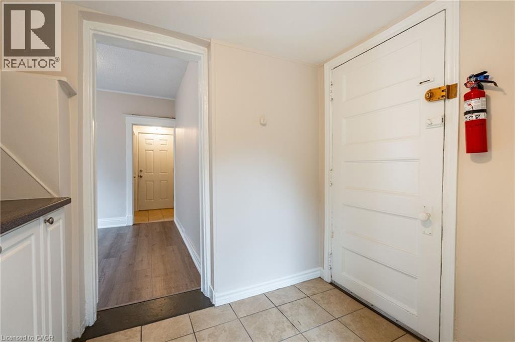 89 Carrick Avenue Unit# 3, Hamilton, Ontario  L8M 2W5 - Photo 6 - 40831509