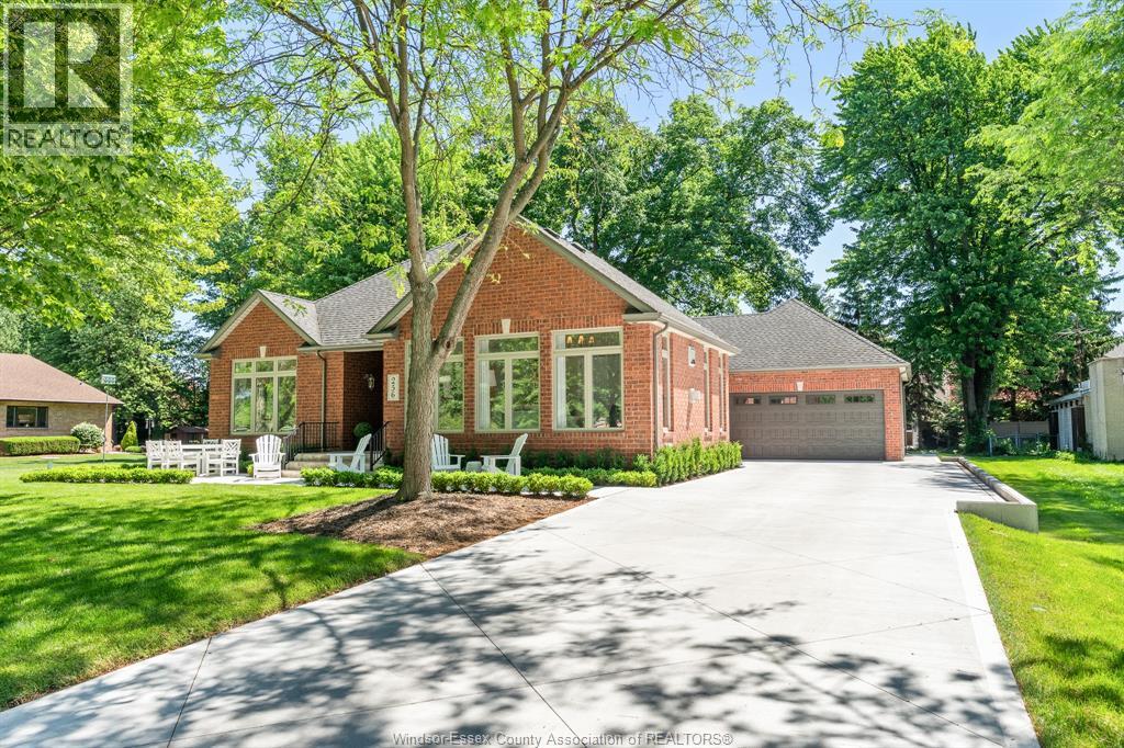 256 Pentilly Road, Tecumseh, Ontario  N8N 2K9 - Photo 44 - 26014023